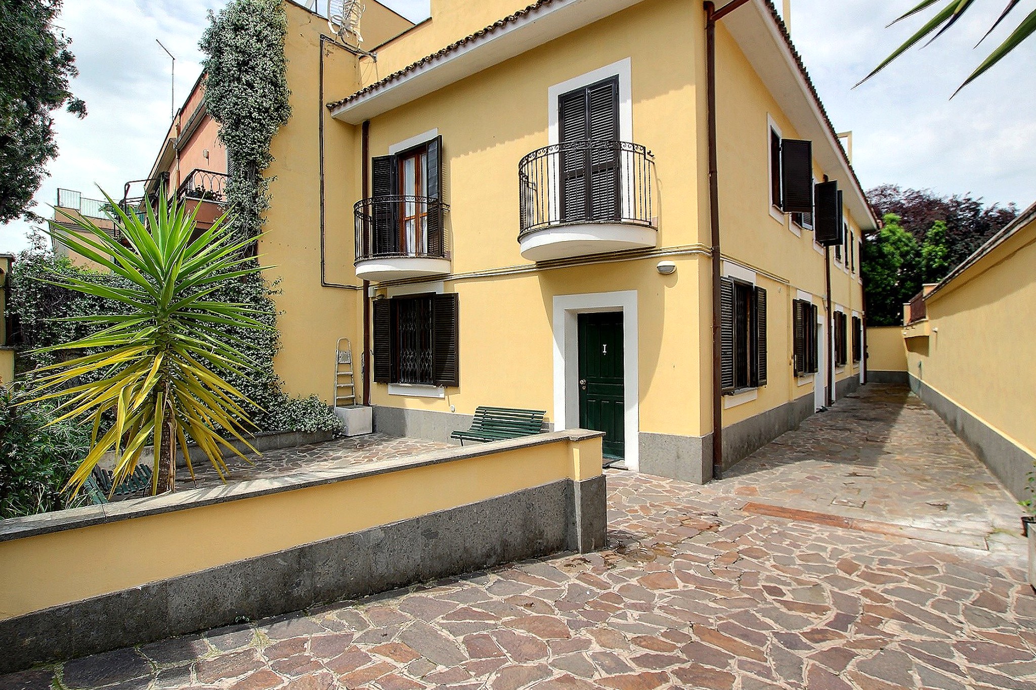 LENTULI 62 EDIFICIO II